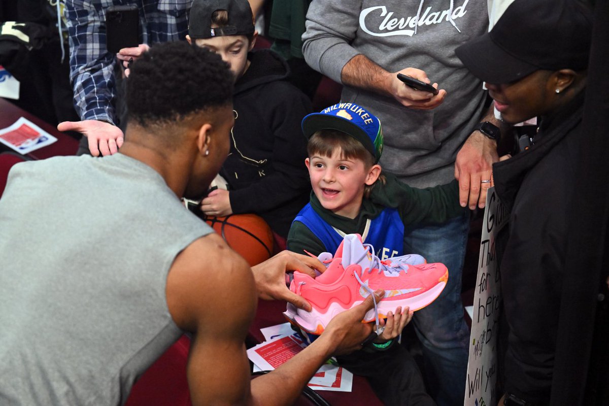 Spotlight on style! Giannis Antetokounmpo's sneakers stole the show at the 2015 NBA All-Star Weekend. #NBAAllStar #SneakerHead #Giannis #BBVACompassRisingStars