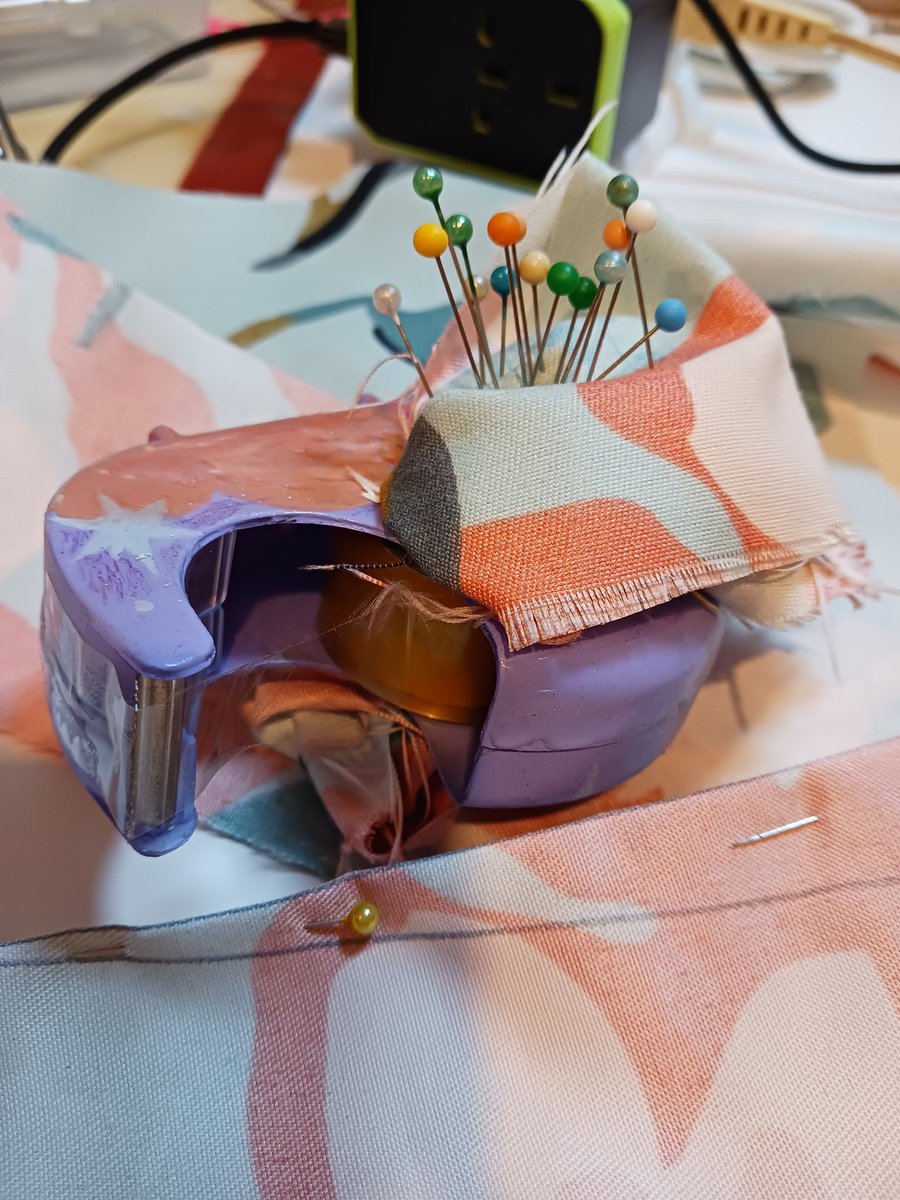 Tonight's pin cushion is just scrapped fabric shoved into a lil tape dispenser 😂😂😂