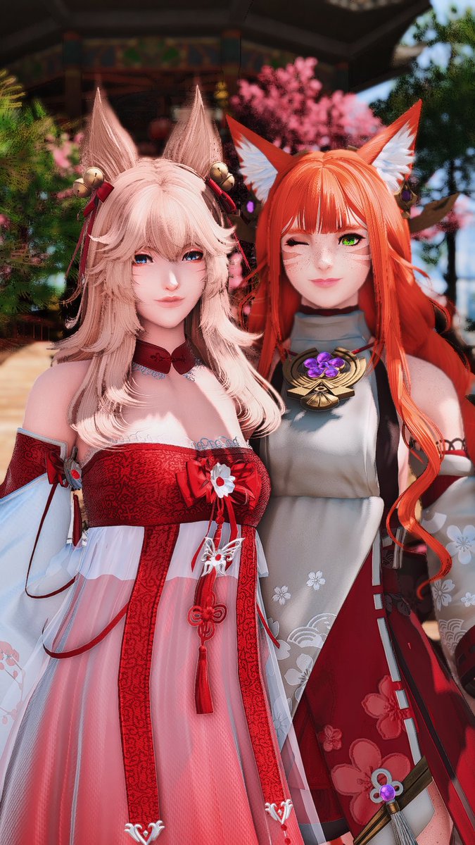 “Two fox and two tail” 💕🌸 🦊@Tanzia_PLD