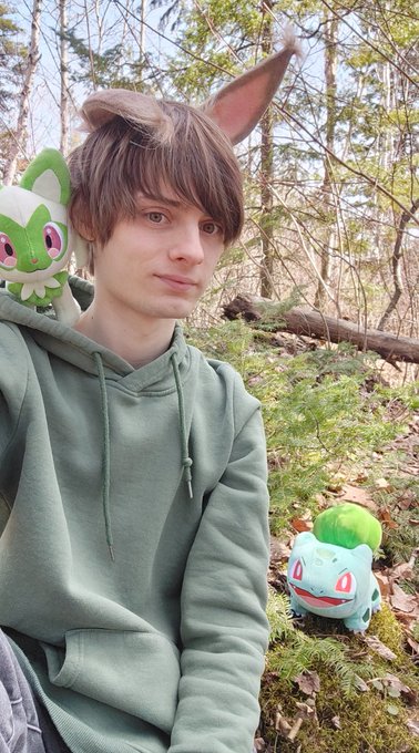 I caught a new Pokemon with the help of @StarryCuddles 💚  Welcome to my team Bulbasaur🍃 https://t.co<a class="tags" target="_blank" title="On Twitter" href="/?out=eyJ0eXAiOiJKV1QiLCJhbGciOiJIUzUxMiJ9.eyJpYXQiOjE3MjI0OTg1NDksImlzcyI6InR3cG9ybnN0YXJzLmNvbSIsIm5iZiI6MTcyMjQ5ODU0OSwiZXhwIjoxNzU0MDM0NTQ5LCJyZWRpcmVjdF91cmwiOiJodHRwczovL3R3aXR0ZXIuY29tL1N0YXJyeUN1ZGRsZXMifQ.BN7pkgex9ANRrHIqREORDB30L7EWB1y2cETk7MkUDEm_zizkeqrE59_3UpQ0-6fDCRejj8ISlWv0TcfVV3WBoQ">@StarryCuddles</a>