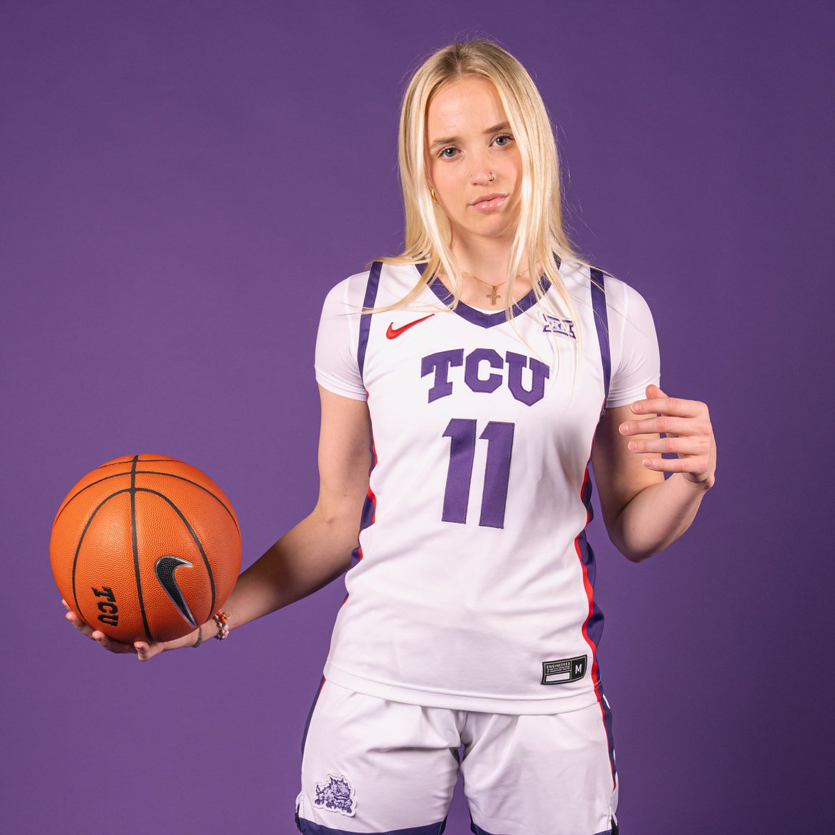TCU Women’s Basketball (@tcuwbb) on Twitter photo Coming soon ⏳
#GoFrogs Coming soon ⏳
#GoFrogs