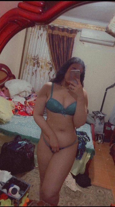 البيوت اسرار 🤤
واسرار البيوت هي الي زرعت الدياثه جوا قلوبنا 🥹🥹
رتويت وقول مين من بيتك سبب دياثتك❤️
#ديااثة  #ديرتيه #ديو