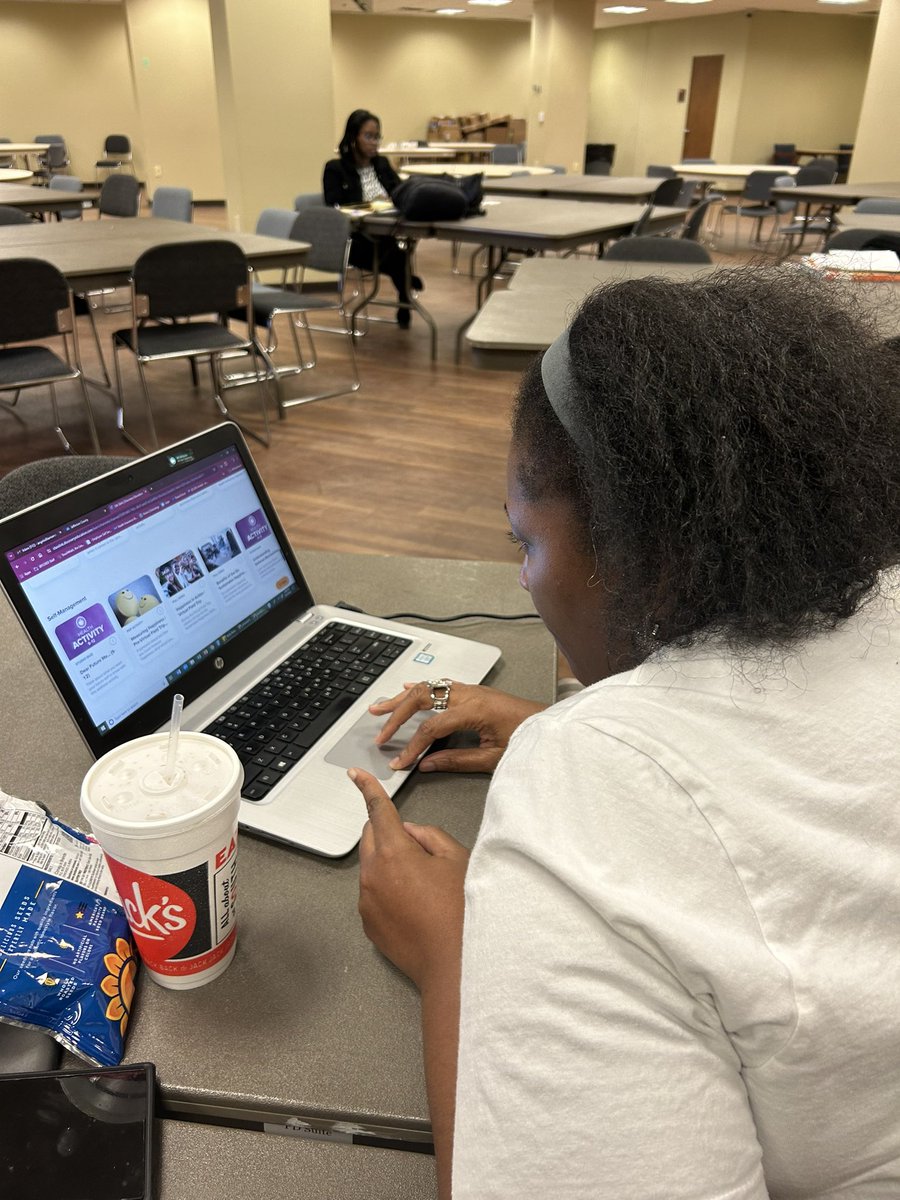 Saturday Support teachers took a deep dive into our @DiscoveryEd resource today! I’m so grateful to all of our @JEFCOED partners who provide professional learning to my nontraditional pathway teachers #AdultLearners #LearnersForLife @Jefcoed6_12 @JefcoedK_5