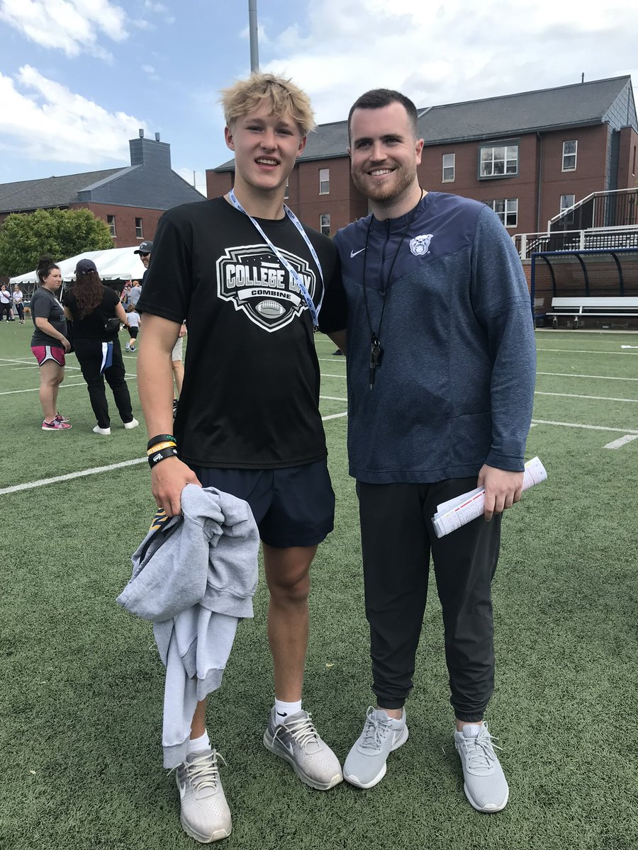 corourke_07's tweet photo. After a great visit and conversation with @CoachRayHolmes I am blessed to receive an offer from Butler University!! @Coach__Zimm @Dre_Muhammad @TractionAp @TomLoy247 @CoachChase_BU @MichFBFrenzy @MCSFootball @Mr_McDonald82 @TheD_Zone https://t.co/lwZ9BEyRww