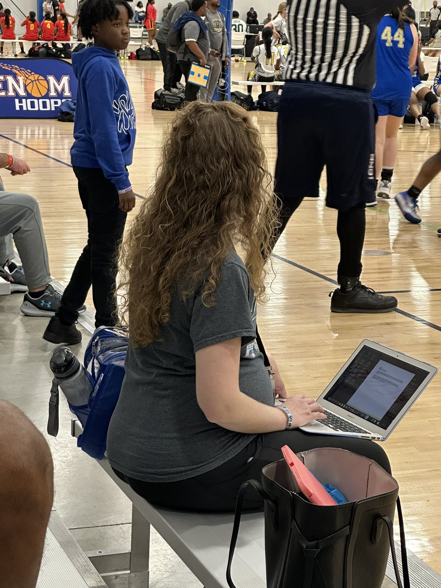 S/O to the hardest working scout on the girls side, @Mindy_McCarthy3 @PrepGirlsHoops Court side @Phenom_Hoops #HoopStateFinale taking notes, getting pictures, working social media, all while 7 months pregnant! All in for the ladies!