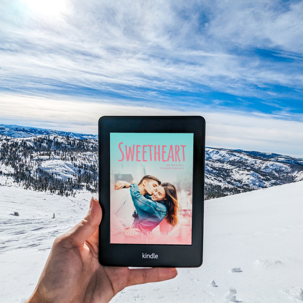 Star-CrossedBookBlog (@starcrossedblog) on Twitter photo Sweetheart by <a href="/CookieOwrites/">Cookie O'Gorman</a> was a fake dating, young adult romance that was smile inducing and will warm your heart!
Review: goodreads.com/review/show/63…
Amazon: amzn.to/4aUrCib Sweetheart by <a href="/CookieOwrites/">Cookie O'Gorman</a> was a fake dating, young adult romance that was smile inducing and will warm your heart!
Review: goodreads.com/review/show/63…
Amazon: amzn.to/4aUrCib