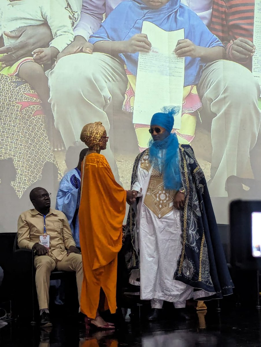 His Majesty, Nforifum Nabil Mbombo Njoya, Sultan, King of the #Bamouns appointed #UNICEF Champion for the Rights of the Children. The Sultan expressed his gratitude and pledged to work for the rights of all children of🇨🇲 #ForEveryChild, a champion