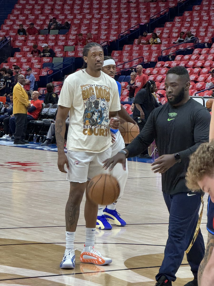 🗣️🗣️“If you can’t bark with the big dogs, stay off the court” 

Jalen Williams’ warmup shirt for game 3 #ThunderUp