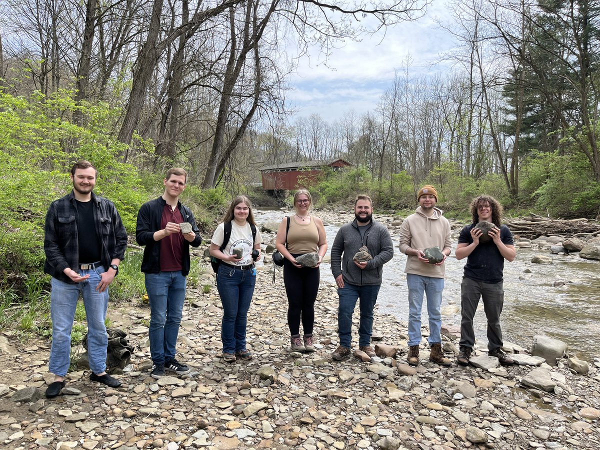 Dr. Molly Witter’s Petrology class spent the morning checking out the igneous and metamorphic rocks carried by glaciers from Canada that now reside in Furnace Run. 
(Can you spot the Everett Covered Bridge in the background? 👀)
#ZipsRock