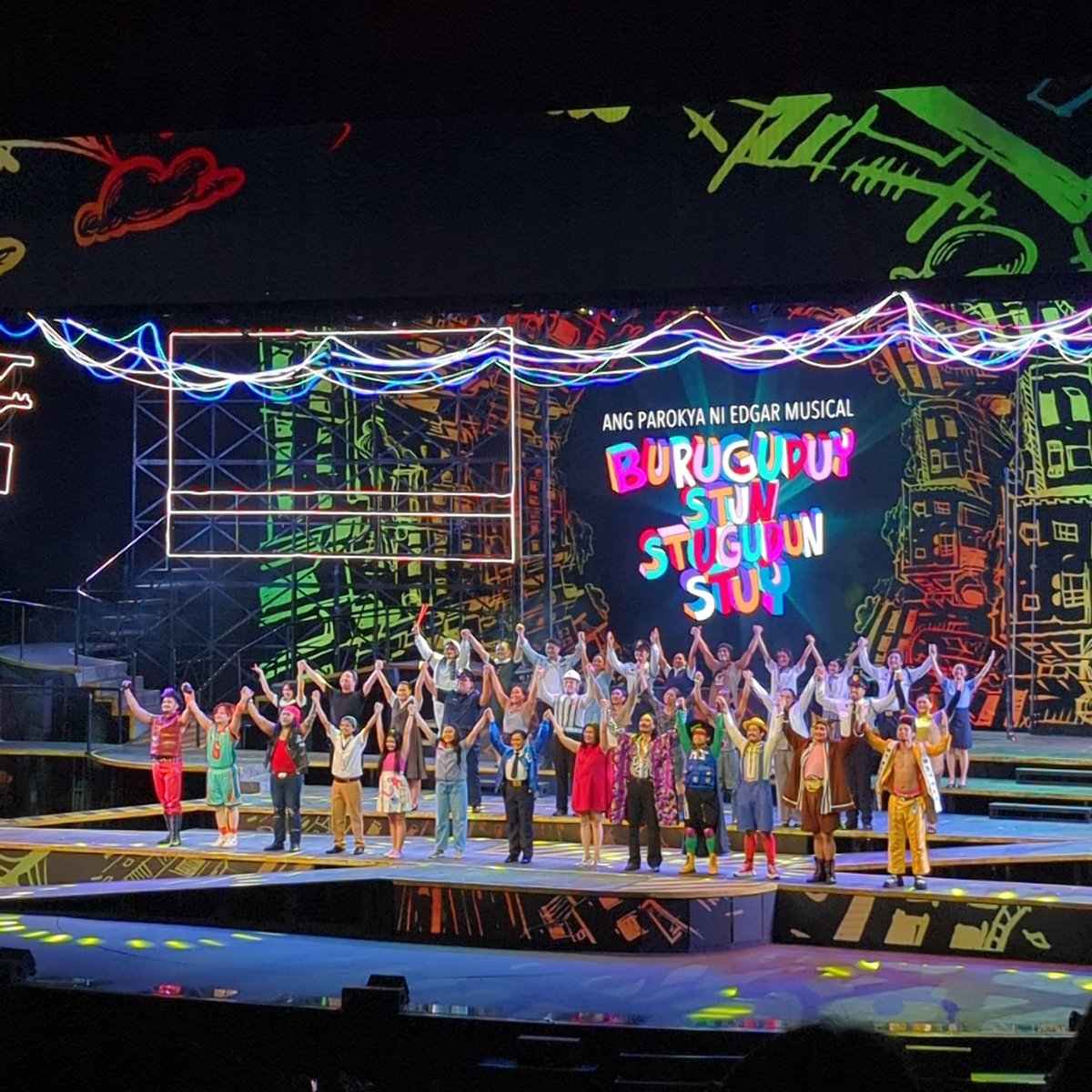 chingeechingu's tweet photo. Saturyay 🙆🏻♀️ Spectacular production! 👏🏼 Go watch if you can! #Buruguduystunstugudunstuy #AngPNEMusical https://t.co/K0GjPVcLyi