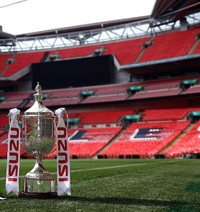#FAVase Final (@GWRovers): “There’s already three coaches, and I think they’re ordering a fourth one today. And there’s lots of people going by train, obviously, lots of people going by car.” bit.ly/FAVGWRs @wembleystadium