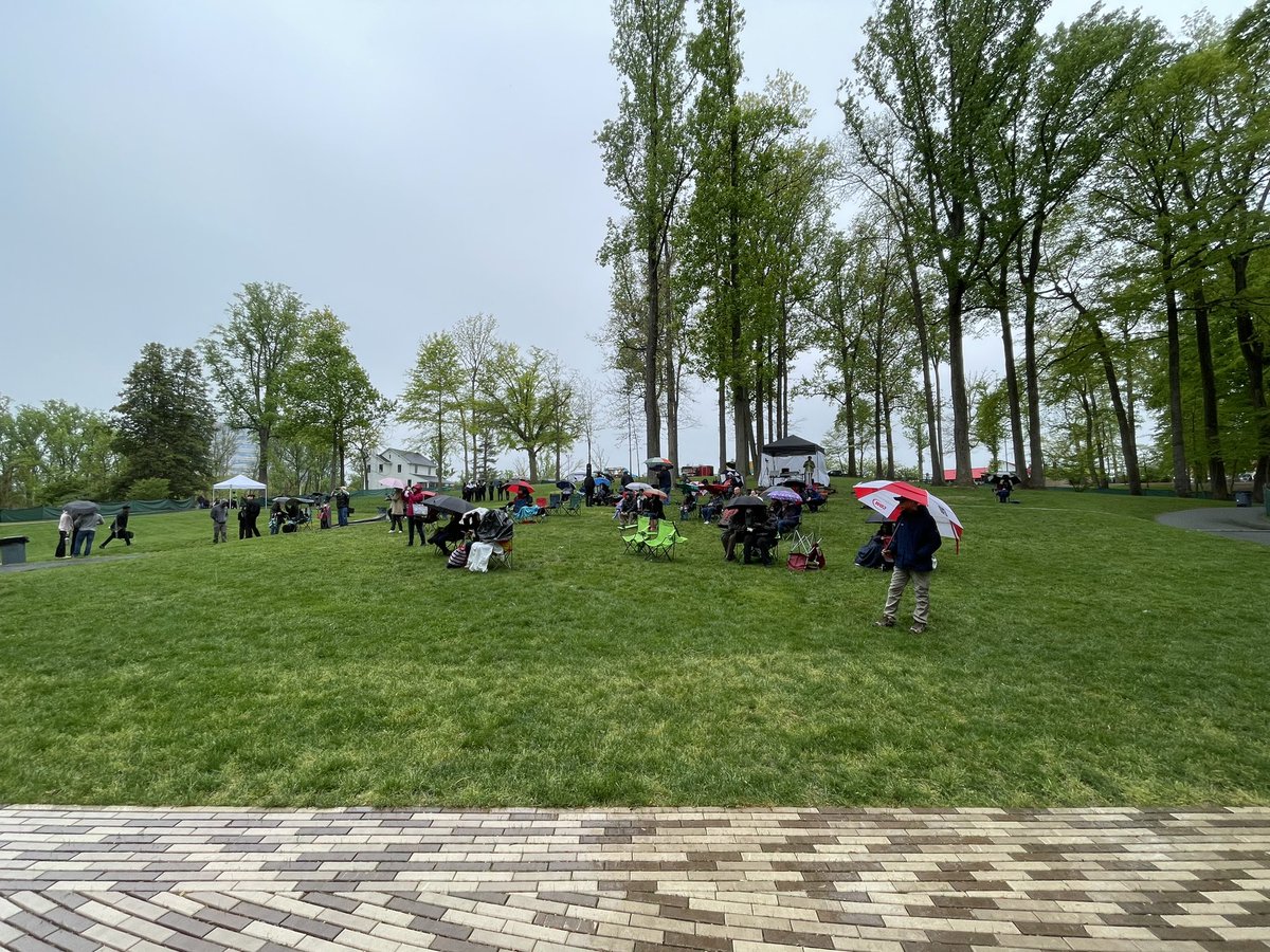 A little rain can’t keep our @hcpss jazz musicians down. Congratulations to @WLHS_Band on a wonderful performance at Jazz in the Woods! #LakePride @hcpss_wlhs