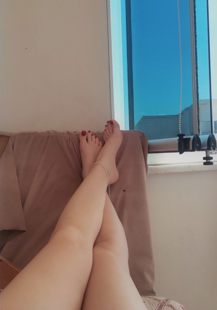 Offfff yapma uyku ilacı al bize gel diyor ya kuzenimi uyutup yatağında karısını sikmek çok heyecan verici 🔥🔥🫦