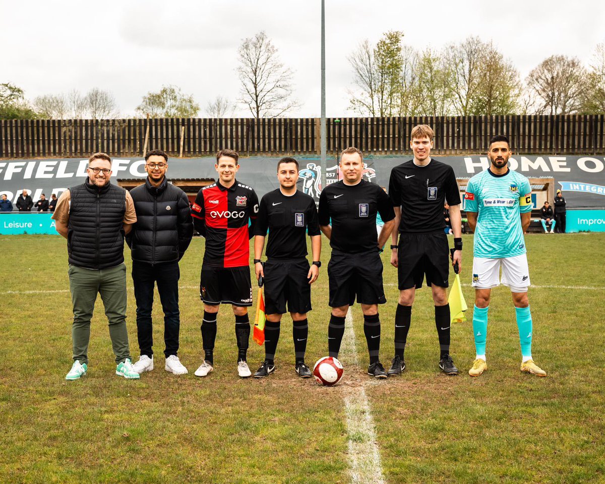 ⚽️ This afternoons match ball sponsor was <a href="/AlphaRecruit/">Alpha Recruitment UK 🇬🇧</a>! 

#TheWorldsFirst