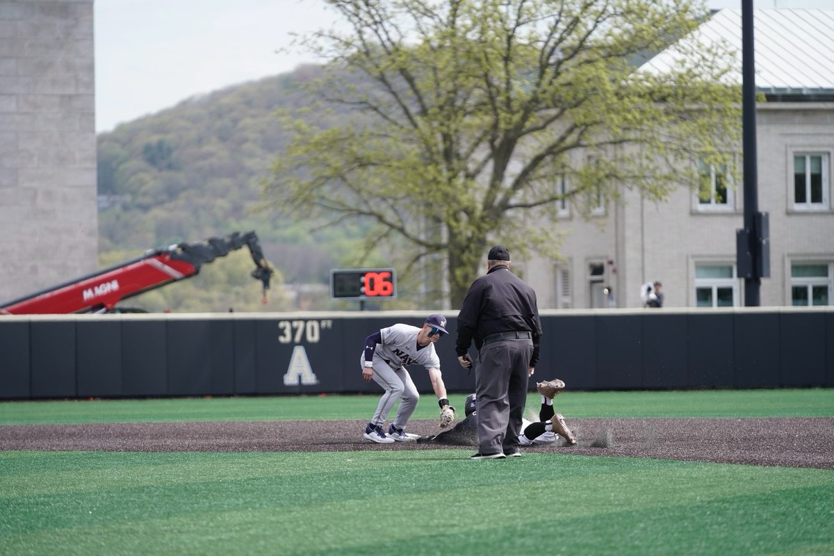 NavyBaseball tweet picture