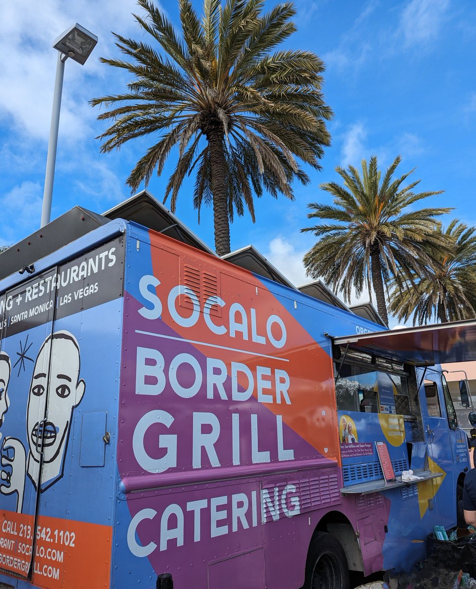 Look at for the #BorderGrill Food Truck! 📍 4/48 @ SANTA MONICA MAIN STREET FARMERS MARKET 8:30A- 1:30p 📍5/3 @ MDC LA 10A-2:30P 535 N. Alameda St. bordergrill.com #FoodTruck #truckstops #socalo