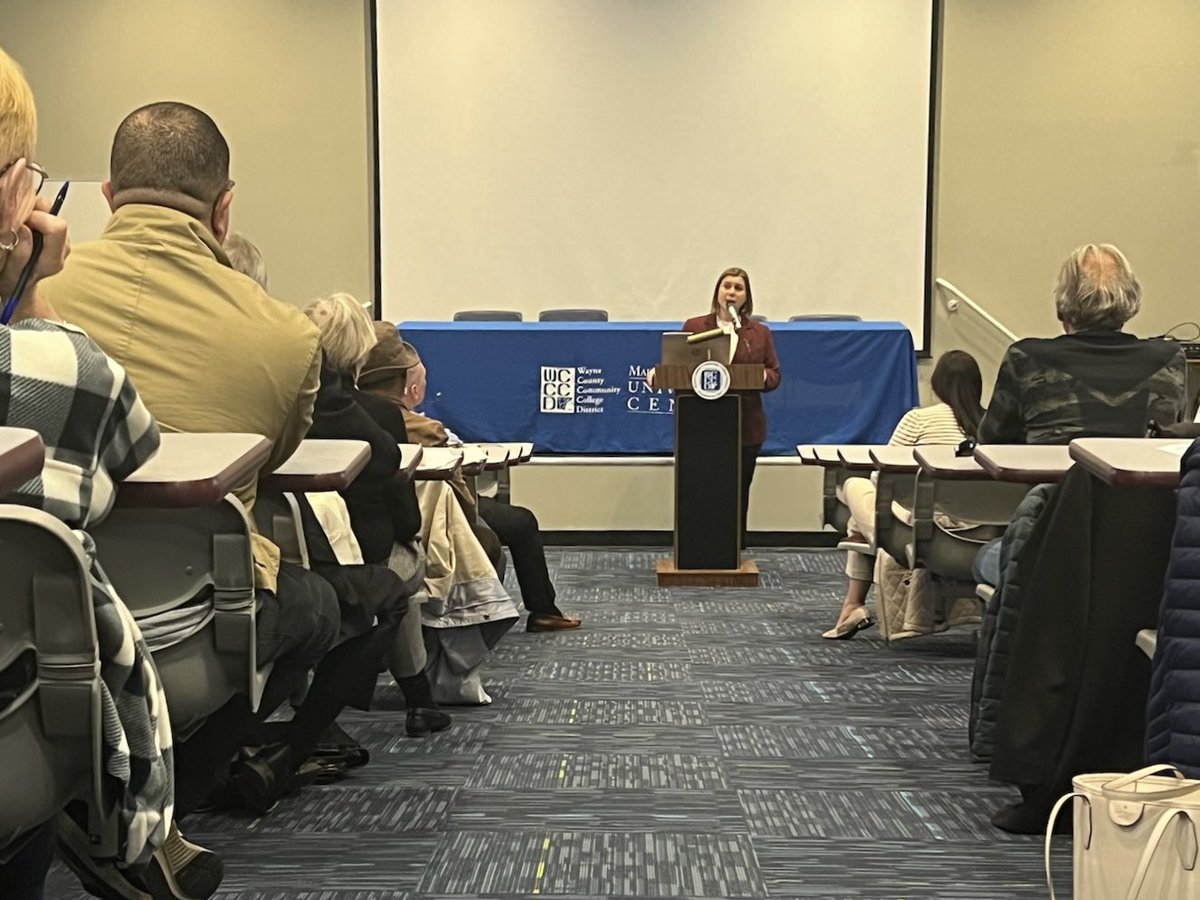 We win elections when people who care deeply about their community and their country do a little bit more than what they’re used to doing. That’s exactly what was on full display at the Grosse Pointe-Harper Woods Democratic Club meeting earlier this week. Thanks for having me!