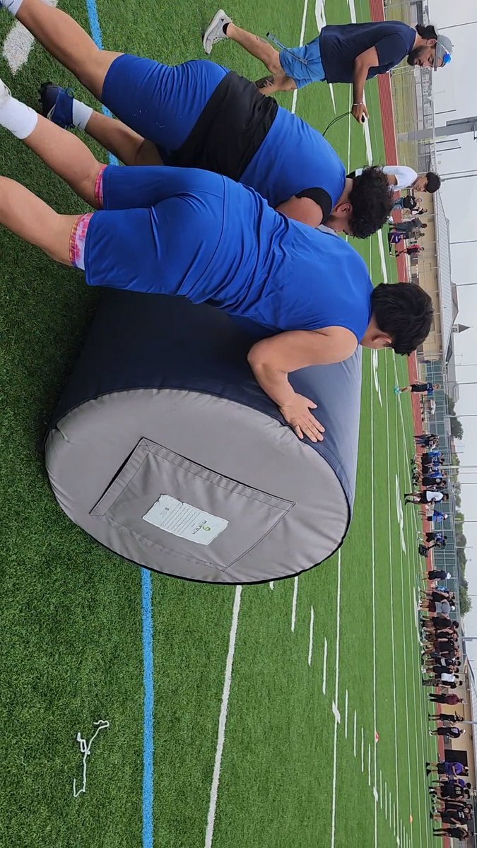 CoachGomez_SRT's tweet photo. I'm super proud of our Linemen competing and showing grit today at the @LSLinemanChall.  #moodypride @CoachMCantu @CoachJohnson_10 @TrojanPrideFtbl @MoodyTrack @EAV1977 @ccmhs_wrestling @moodybaseball https://t.co/giUa8wHvCI