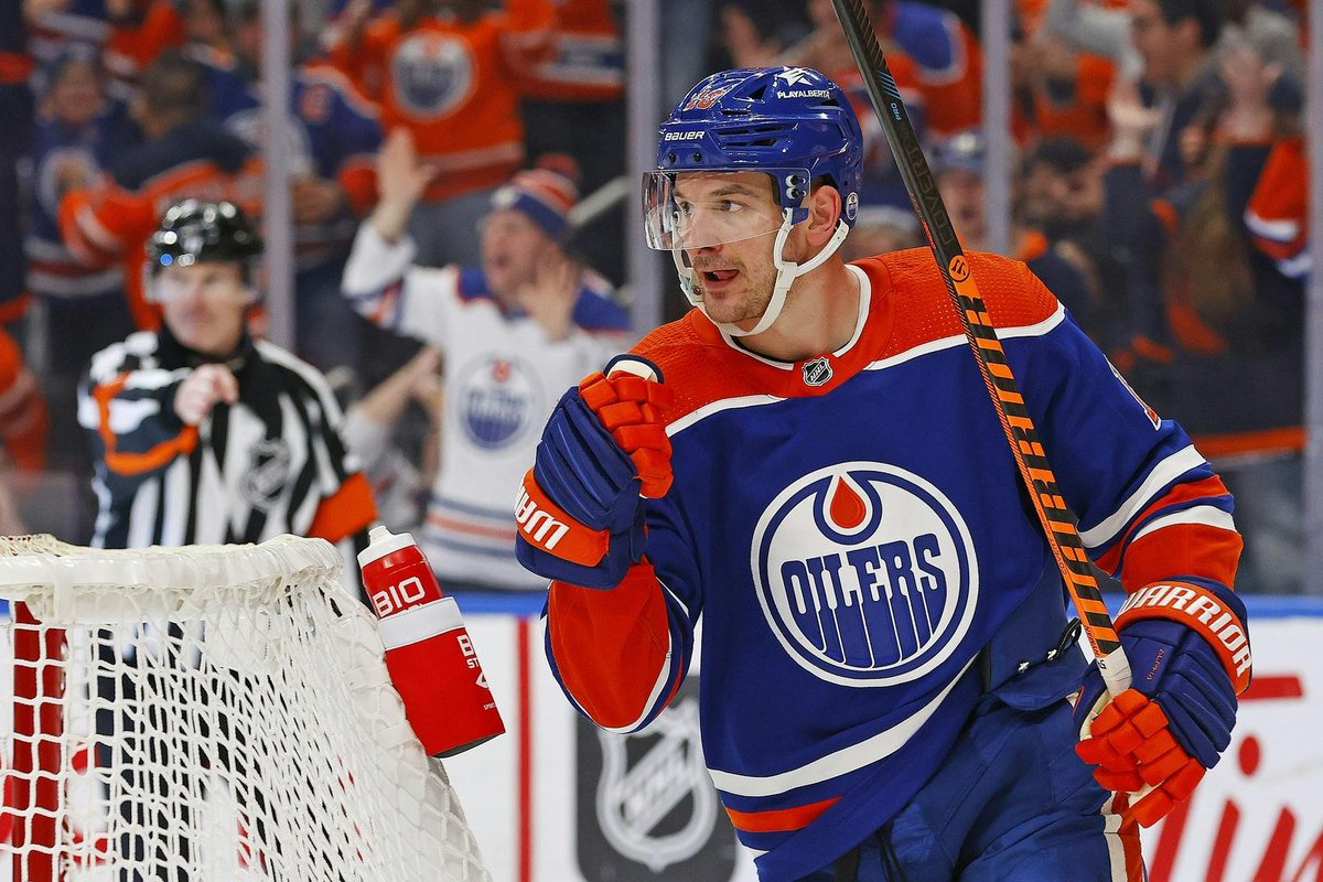 EDMOilersBR's tweet photo. Número de gols que cada time marcou até o momento nos playoffs
E prestem atenção em todos os "times" que já tem 6 gols nessa pós-temporada
#LetsGoOilers #ThanksToronto https://t.co/rz5dxp9REh