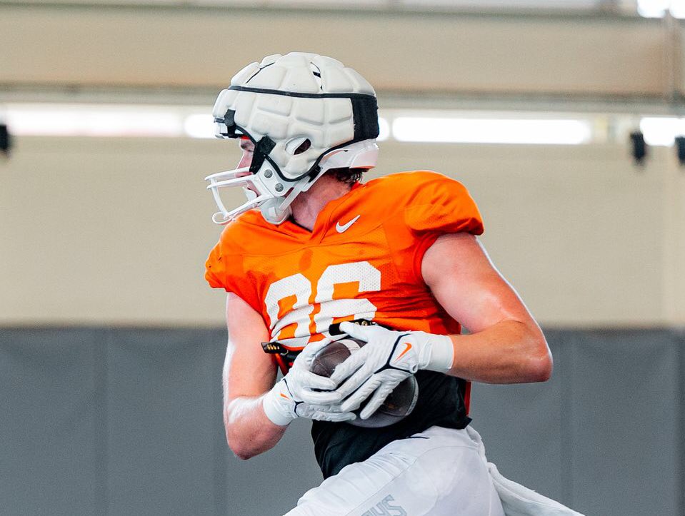 That’s a wrap!! 1️⃣0️⃣th spring in the books @CowboyFB ‼️ This group knows how to work and how to hit!! Can’t wait for the fall!! Big things for the TE/FBs!! #OwnIt #GoPokes