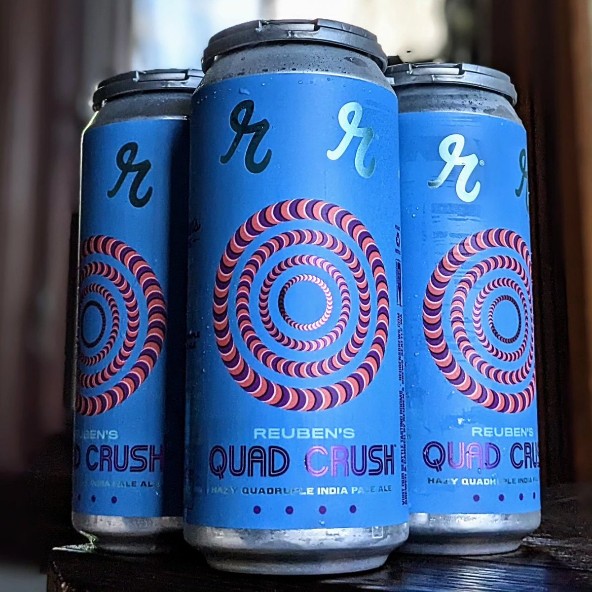 REUBEN'S QUAD CRUSH 
An even bigger version of our Reuben's Triple Crush, this monster of a beer crams copious amounts of Citra hops into a lush and ludicrously juicy treat. The epitome of everything we've learned making hazy IPAs, and a dream come true for hopheads.