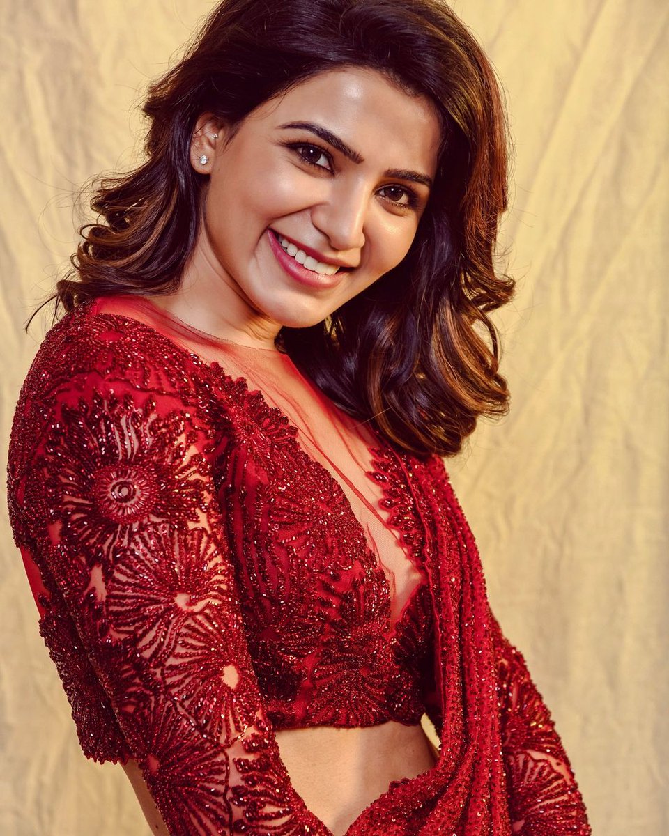 ImDL45's tweet photo. Happy Birthday cutiee @Samanthaprabhu2🥰..words fall short to express how much admiration I've for you..
Here's to another year of continued success,joy, peace,&amp; magical moments!!✨🩵
keep smiling as always 💕
#HappyBirthdaySamantha #HappyBirthdaySamantha https://t.co/aMLjc5wRzO
