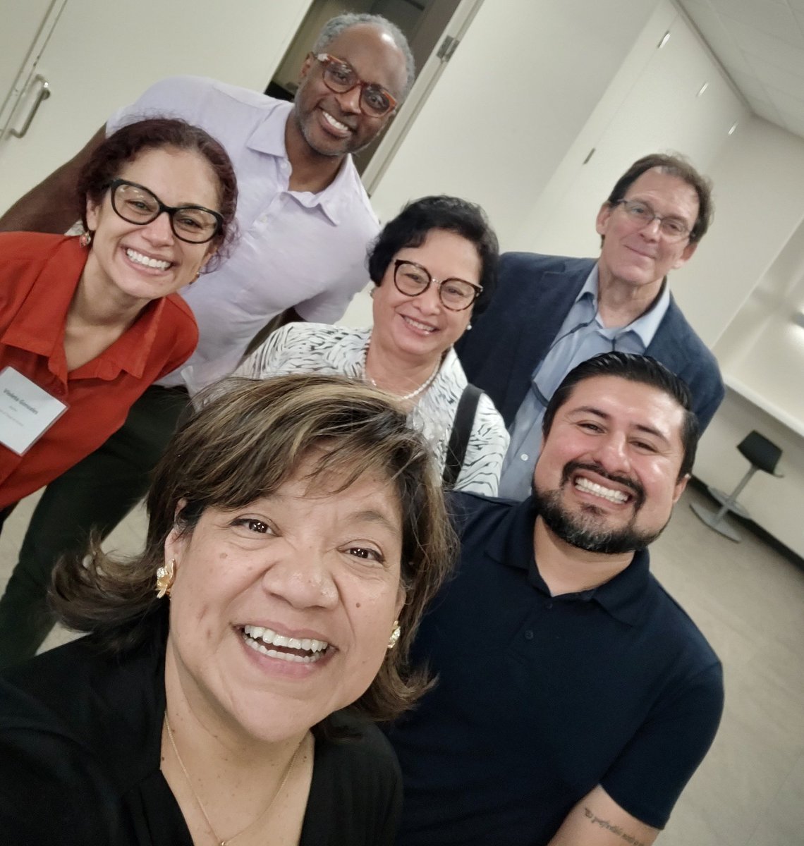 HORNS UP for Texas Principal Leadership Academy graduates @UTAustin @utexascoe for presenting their year long research projects highlighting their impact on school improvement!🤘🏽 @DrDeMatt @terrancelgreen @UTLonghorns96 @ProfessorReyes1