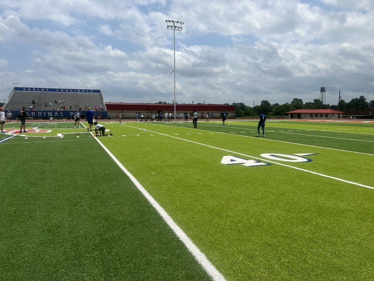 football_hms's tweet photo. Great Day at the Sabine MS 7v7 Tourney! 6th: 3-0 7th: 3-0 8th:0-2-1 @fb_henderson https://t.co/sG5oxG8Xzy