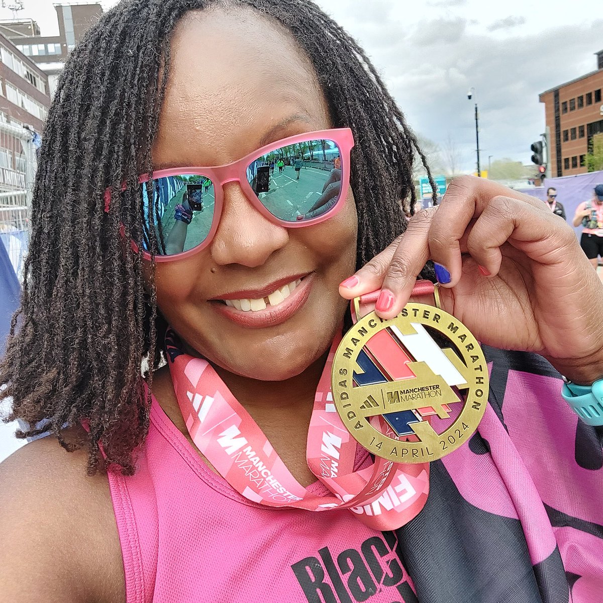 Marathon No. 7️⃣  <a href="/MHTMarathon/">Manchester Marathon</a> 🥳🏃🏾‍♀️🥇