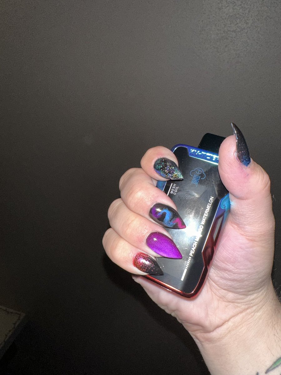NAGameCollector's tweet photo. New set of #acrylicnails https://t.co/I7RmGe2bVG