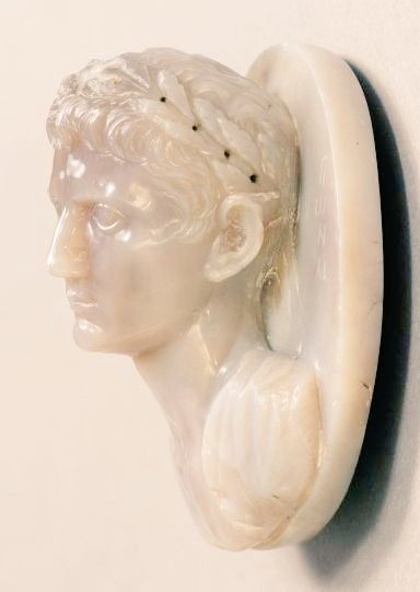 Emperor Augustus high relief cameo (1st century AD) / ancient roman #art