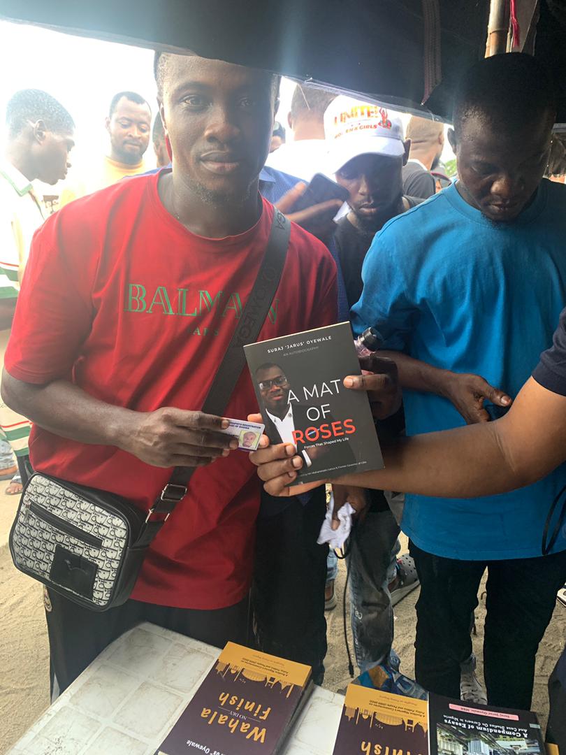 Thanks @SirJarus for the free books to students and corpers #JarusFCvsTwitterFC