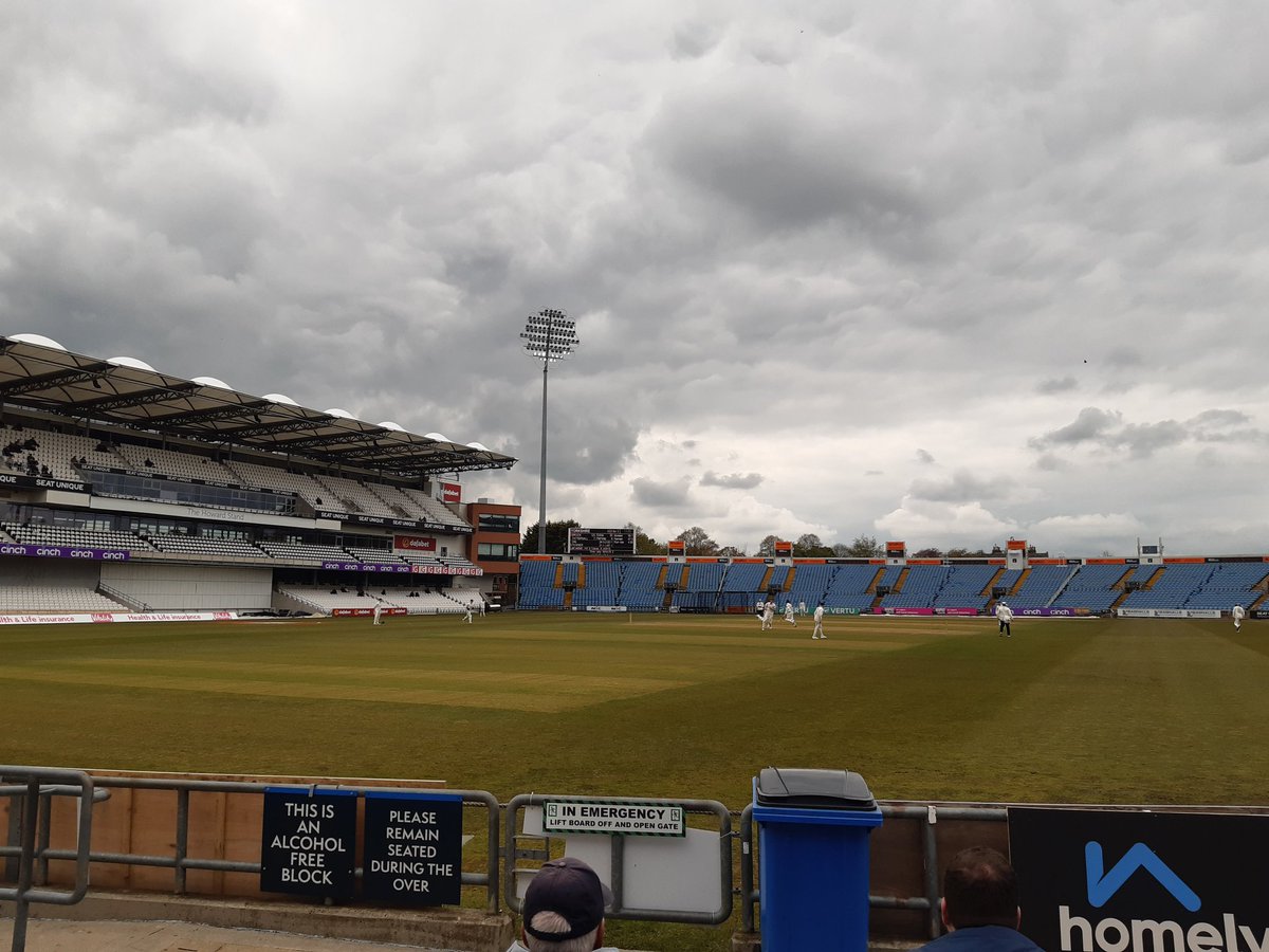 Perfect day at Headingley watching @root66 and @Harry_Brook_88 score centuries for @YorkshireCCC @yorkshirepost #yorkshire