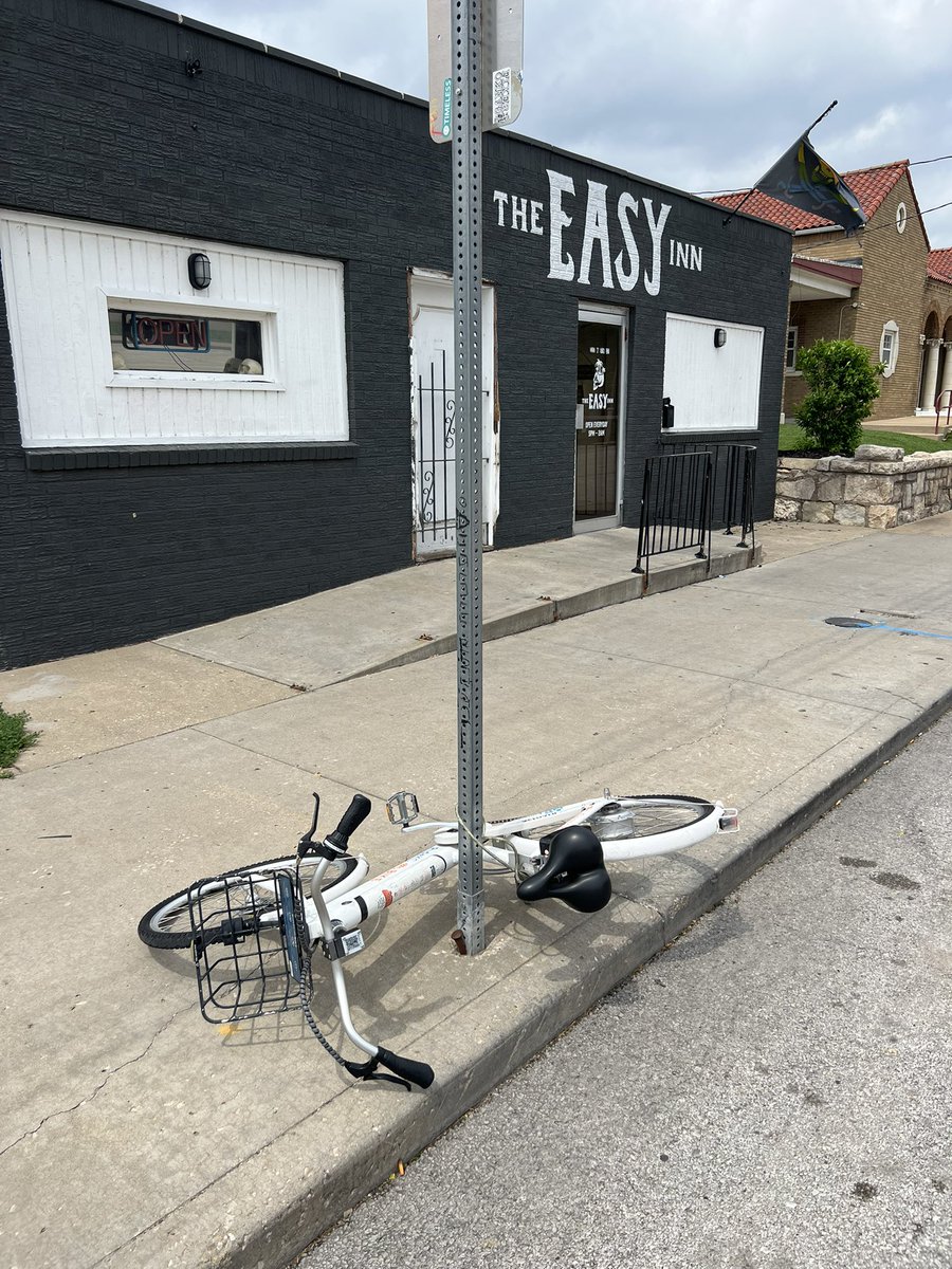 @RideKCBike no need use the app, these battery bikes are usually placed as decorations outside of bars! bc all legit transportation policies are deployed via taverns!
