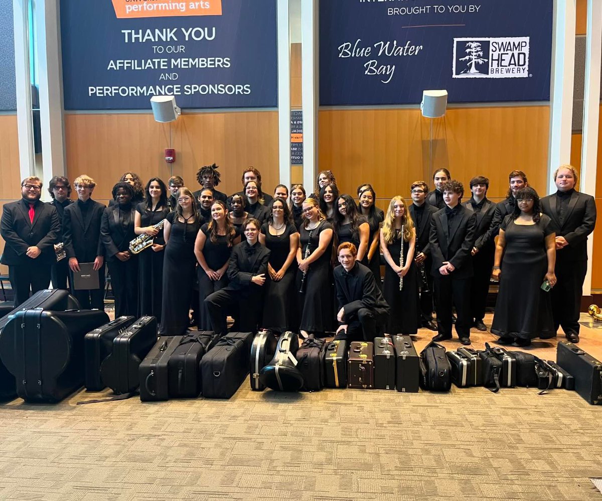 Hans van Oostrom tweet media