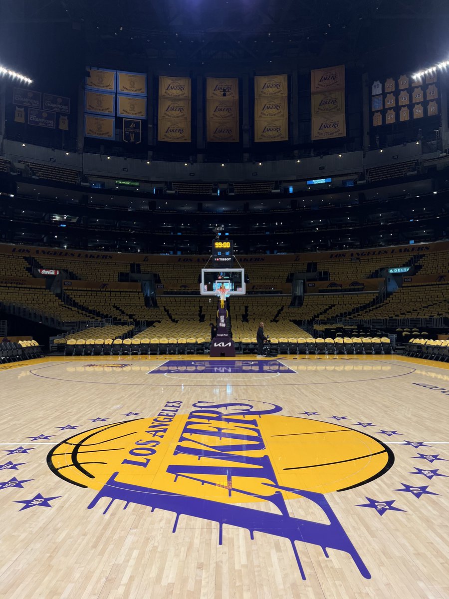 Game 4 ready! @Lakers