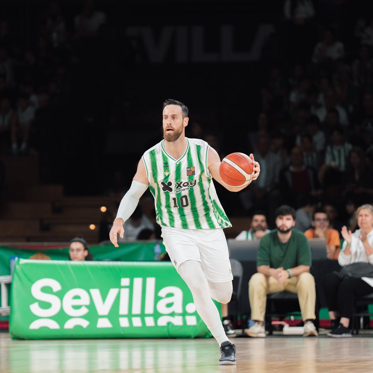 📸⛹️‍♂️ Así vivimos en pista la noche mágica San Pablo.