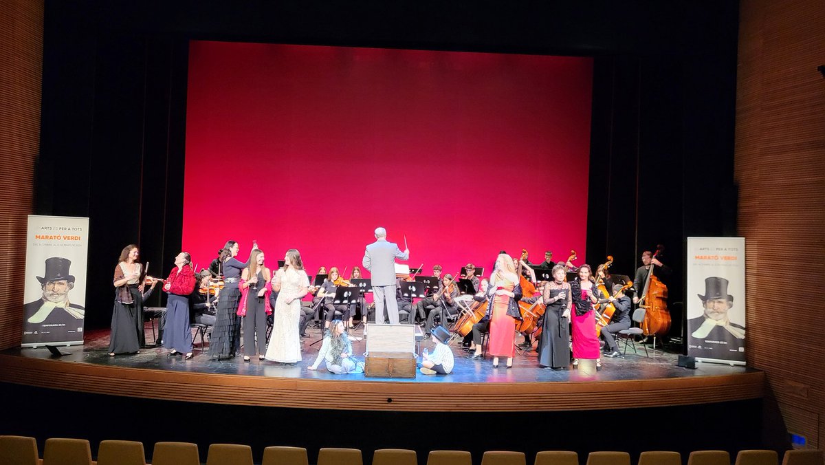 Enhorabuena a todos los intérpretes y equipo de profesores del @cpmrequena que han preparado un proyecto específico sobre #verdi para esta #maratóVerdi en @LesArtsValencia #lesartsésperatots #lesartséseducació