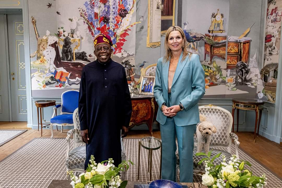 dometelevision's tweet photo. President @officialABAT  poses with Queen Maxima of The Netherlands at Huis ten Bosch Palace in The Hague, on April 25, 2024. 

(Photo by patrick van katwijk / ANP / AFP) https://t.co/2JR9B7bI2X