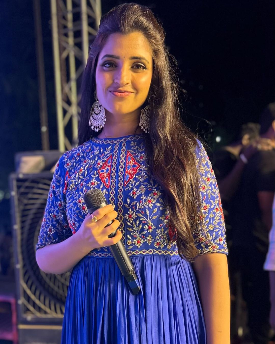 Anchor Shyamala Collections, Who is Syamala? , TV Anchor Syamala Hot iiQ8