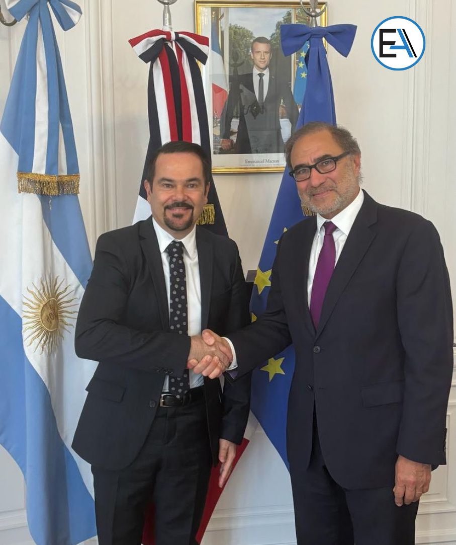 En @FranceArgentine 🇫🇷 El presidente de Fundación @embajadaabierta, Jorge Argüello @JorArguello, mantuvo positivo encuentro con el Embajador de Francia en la Argentina, Romain Nadal @NadalDiplo. Agenda: Relación bilateral 🇫🇷 🇦🇷, situación internacional y el @g20org.