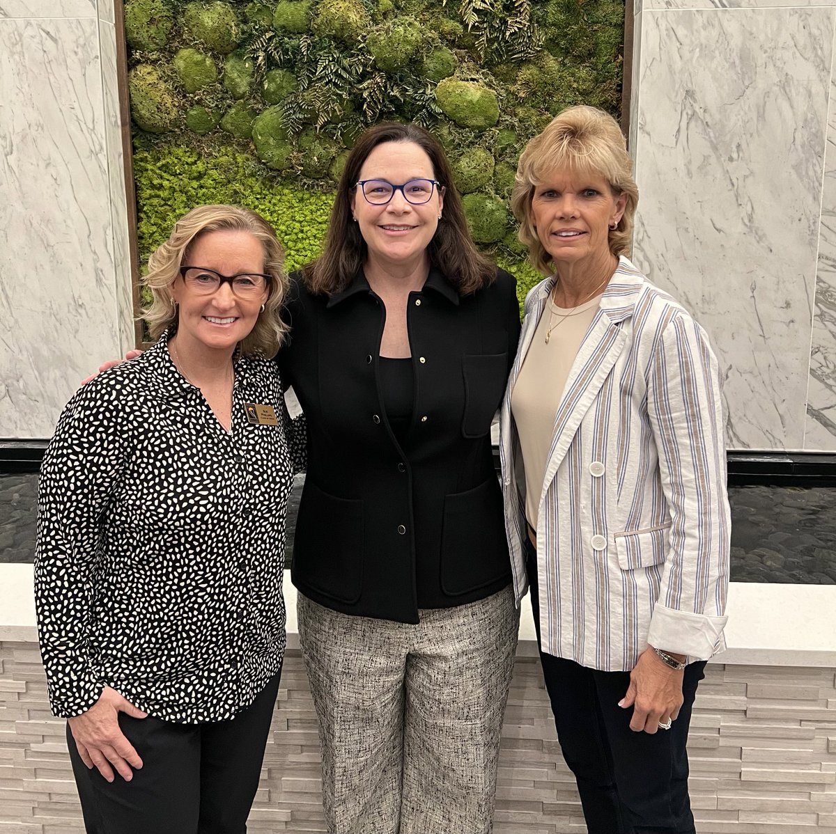 Congrats to Coach Sue Phillips and Coach Roonie Scovel on your <a href="/WBHOF/">WBHOF</a> induction tonight! <a href="/WBCA1981/">Women’s Basketball Coaches Association</a> <a href="/NFHS_Org/">NFHS</a> <a href="/NJCAABasketball/">NJCAA Basketball</a> <a href="/usabasketball/">USA Basketball</a> <a href="/gcsccommodores/">GCSC Commodores</a> <a href="/mitty_wbb/">Mitty WBB</a>
