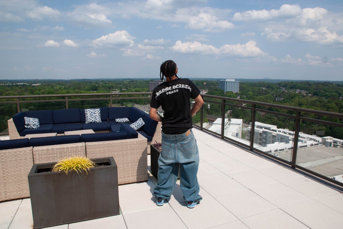 Devislit's tweet image. 