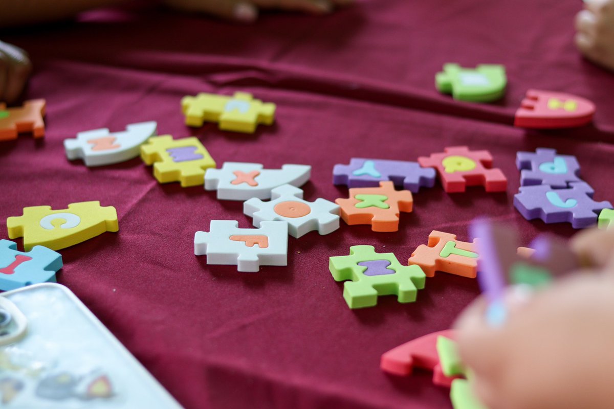 Festival del Día de la Niñez 2024 con Brigadas Bienestar.

⏰ Recuerda que hoy a las 16:30 horas, habrá juguetes, show de payasos, aguas y nieves.

🤹🏽‍♀️🎨🧩🎯

📍Paseo Juárez “El Llano”, (a un costado de la iglesia de Guadalupe), Municipio de Oaxaca de Juárez.