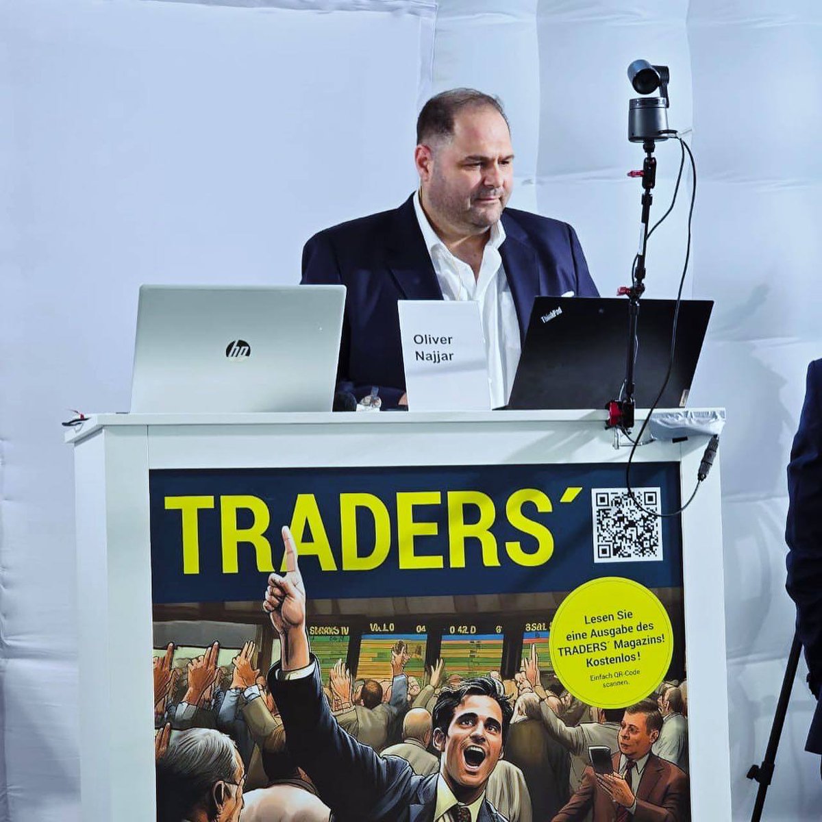 TheTradingPit_'s tweet image. Day 2 at #InvestStuttgart2024 🌐 
Oliver Najjar took the TRADERS’ Lounge today! Plus, more live footage from our booth 4C78 🚀 
Dive into the world of prop trading with us!

#thetradingpit #tradingevent #invest #trader #tradinglife #tradinglifestyle #tradingtips