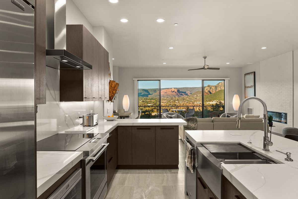 Experience modern luxury and unrivaled privacy in Foothills South, Sedona! 🏞️ 
- - - -

3266 Calle Del Montana | Sedona
Listed with Jacque Weems and Rainey Highley
Offered at: $1,750,000

- - - -
#russlyonsir #sothebysrealty #nothingcompares