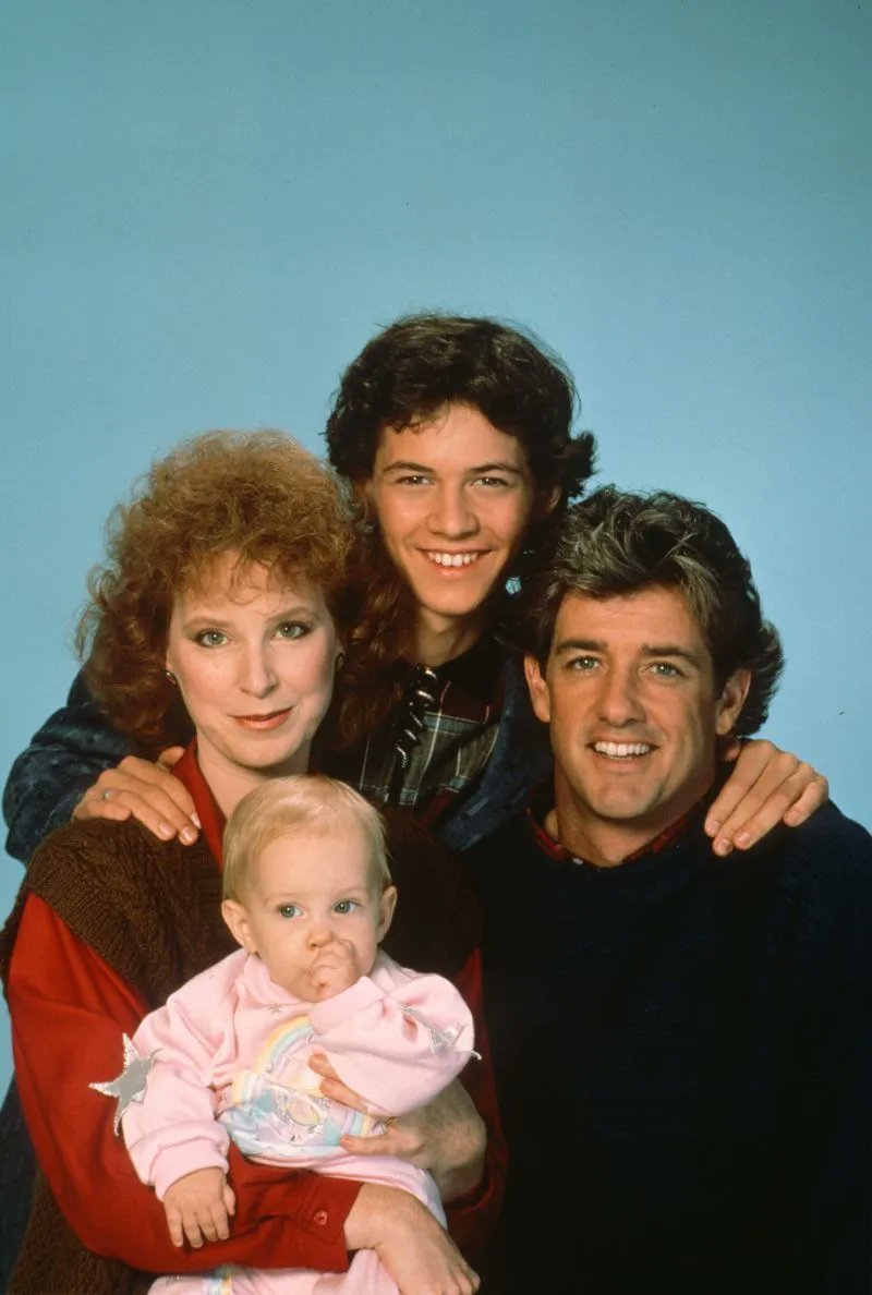 barbaravitali2's tweet photo. Happy Birthday to #DougSheehan April 27,1949 #GeneralHospital #DayByDay #KnotsLanding https://t.co/pdWSW7aTx0