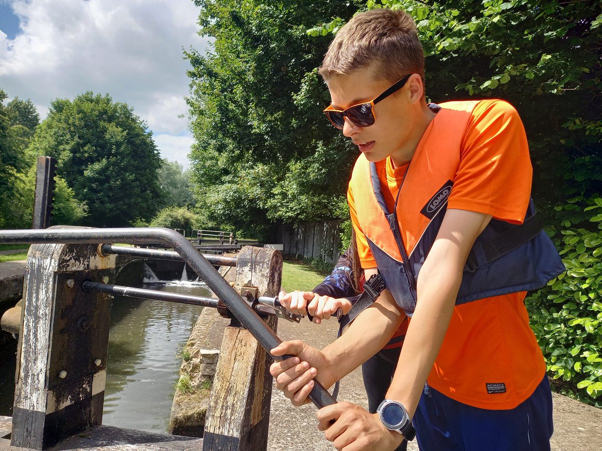 It's not long now until the first of our Young Carer weekends. We provide several residential weekend trips every year to give these fantastic youngsters a break from their caring duties at home #SaturdayThoughts #YoungCarers #Charity #BoatHire #herts @CarersinHerts @ycherts