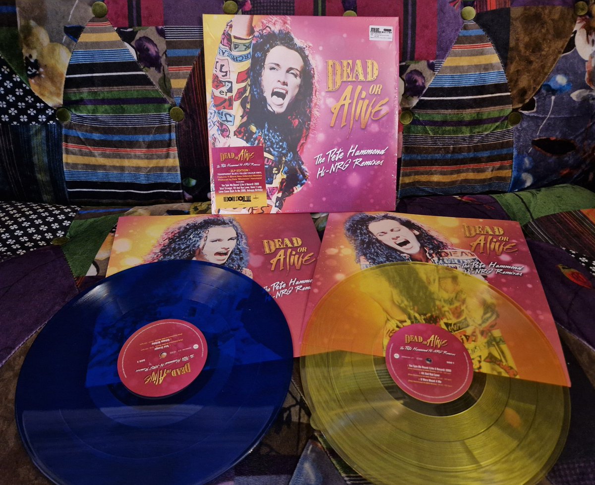 tinysaurus1979's tweet photo. Exciting music delivery day today...
@kimwilde #specialdiscomixes 
#recordstoredayexclusive 
#deadoralive #thepetehammondhinrgremixes 
#recordstoredayexclusive 
@kylieminogue #bodylanguage20 
Black vinyl and hard to find cd digipack reissue - mysterious releases - happy to have! https://t.co/uGXcXM7G8x
