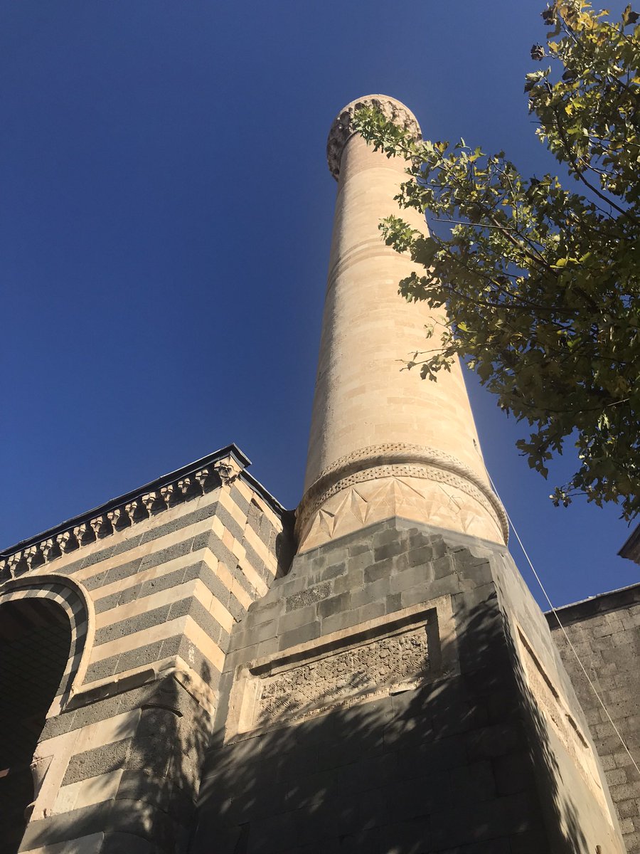 Minare 🌺 Diyarbakır Behram Paşa Camii #Diyarbakır #Sur #Suriçi Arşiv Aralık 2022